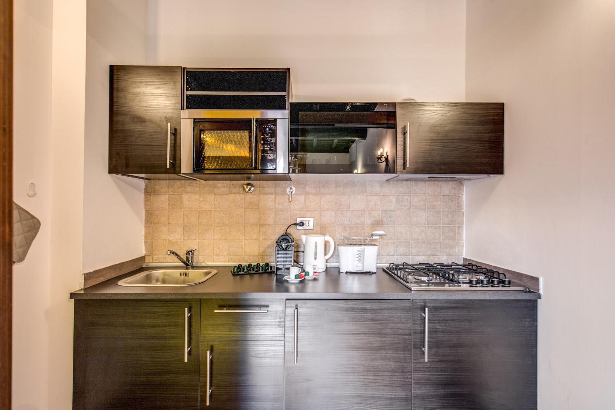 Elegant Apartment Behind The Colosseum Rome Extérieur photo