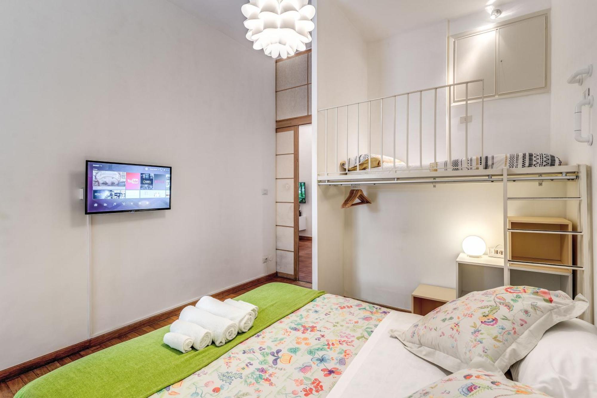Elegant Apartment Behind The Colosseum Rome Extérieur photo