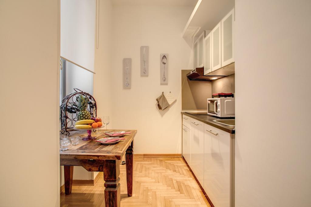 Elegant Apartment Behind The Colosseum Rome Extérieur photo