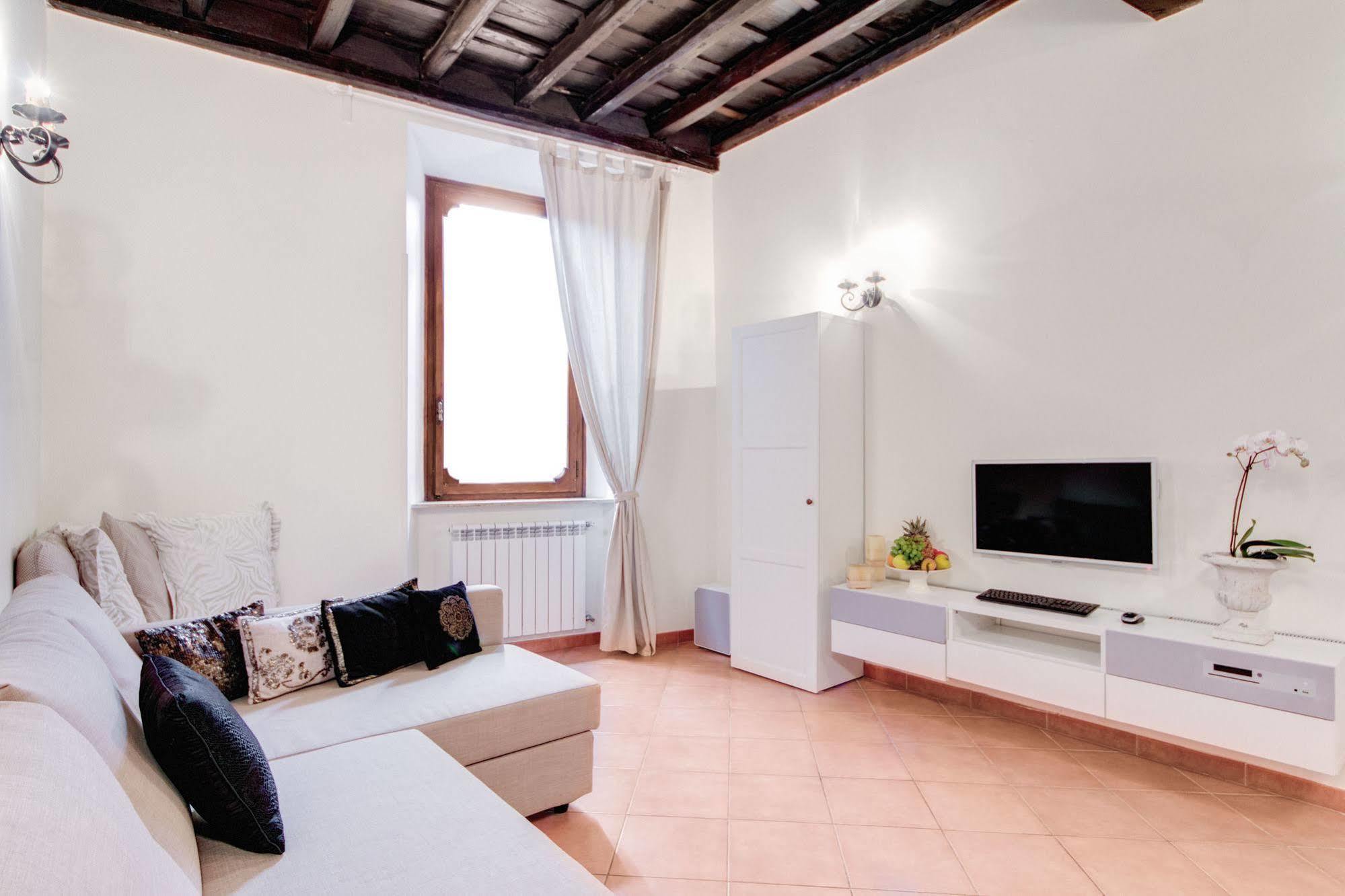 Elegant Apartment Behind The Colosseum Rome Extérieur photo