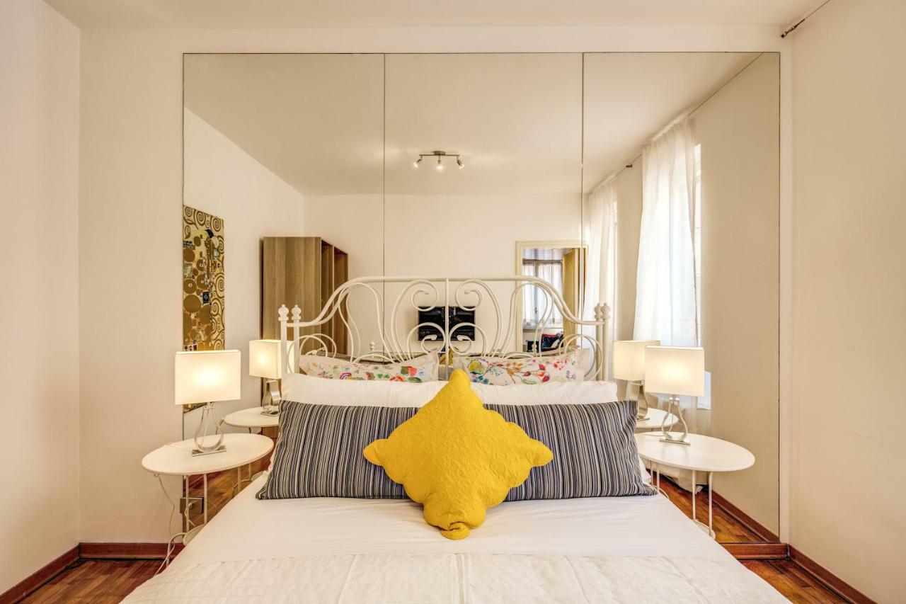 Elegant Apartment Behind The Colosseum Rome Extérieur photo