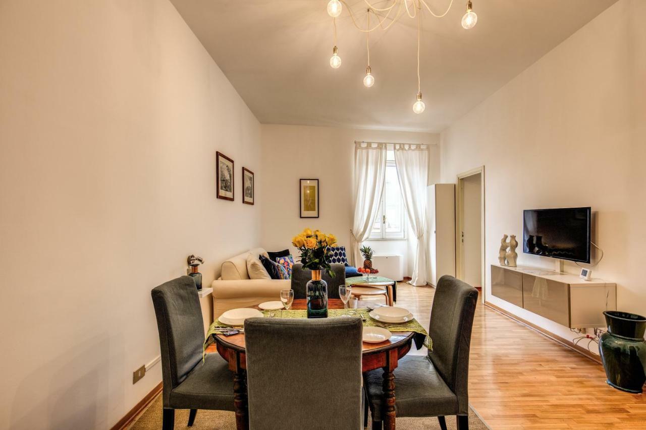 Elegant Apartment Behind The Colosseum Rome Extérieur photo